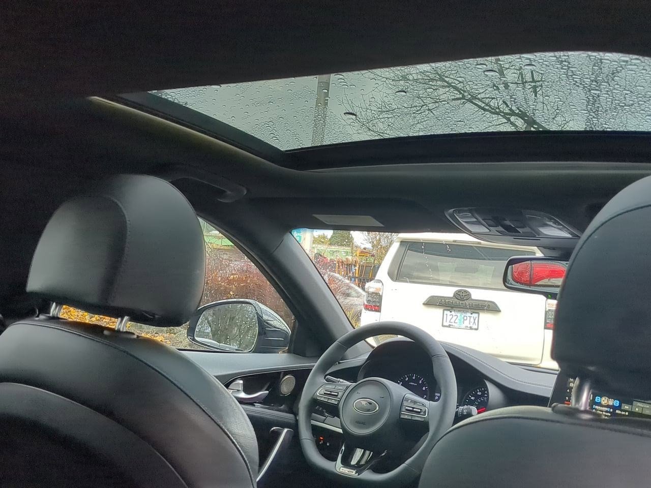 Thumbnail: 2020 Kia Stinger - 23