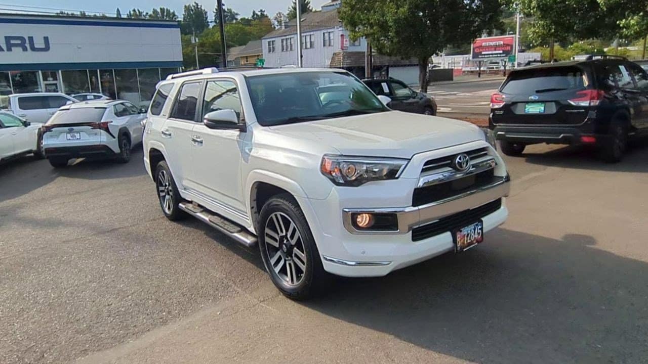 2020 Toyota 4Runner Limited photo 2