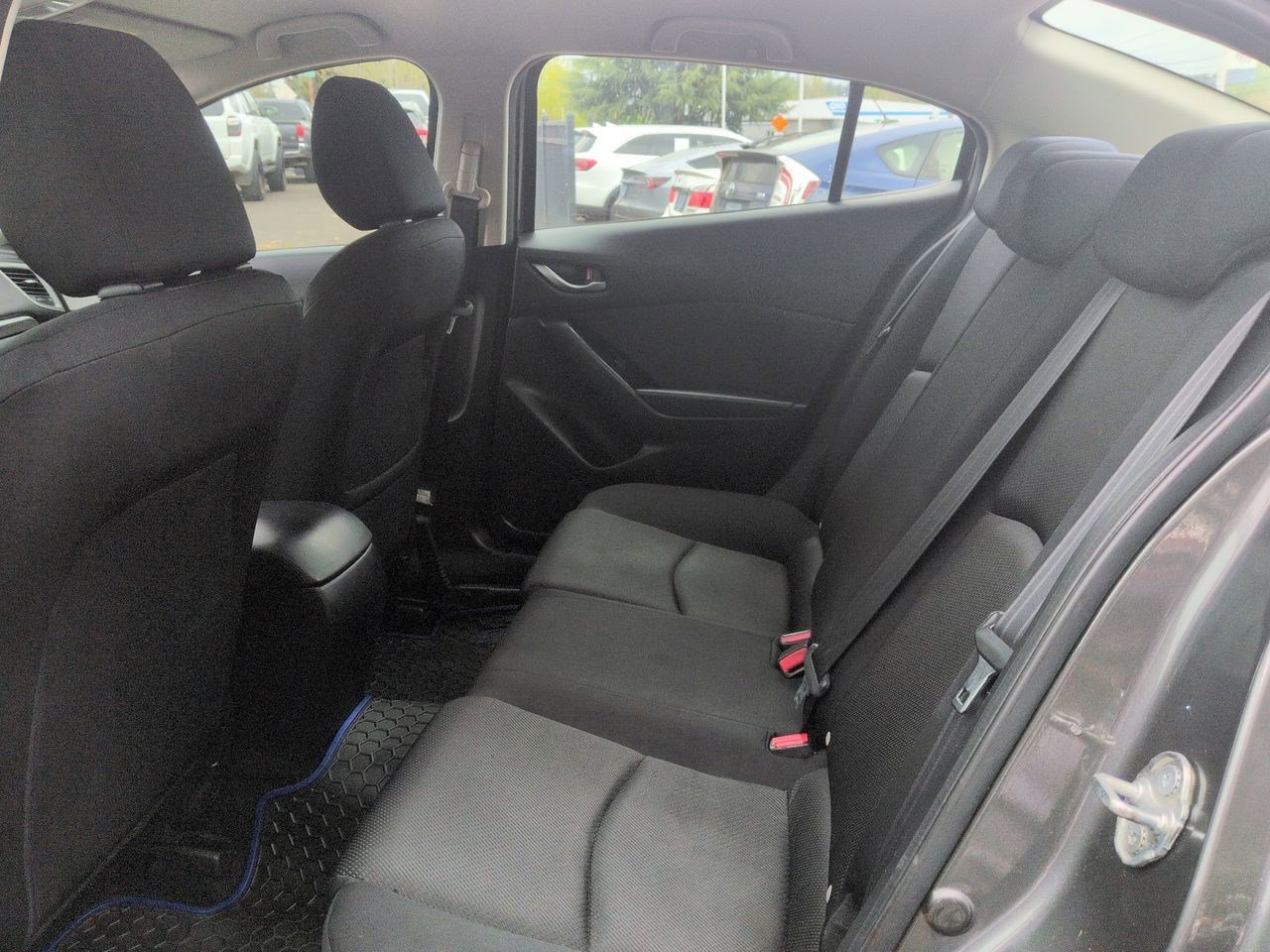 Thumbnail: 2017 Mazda Mazda3 - 19