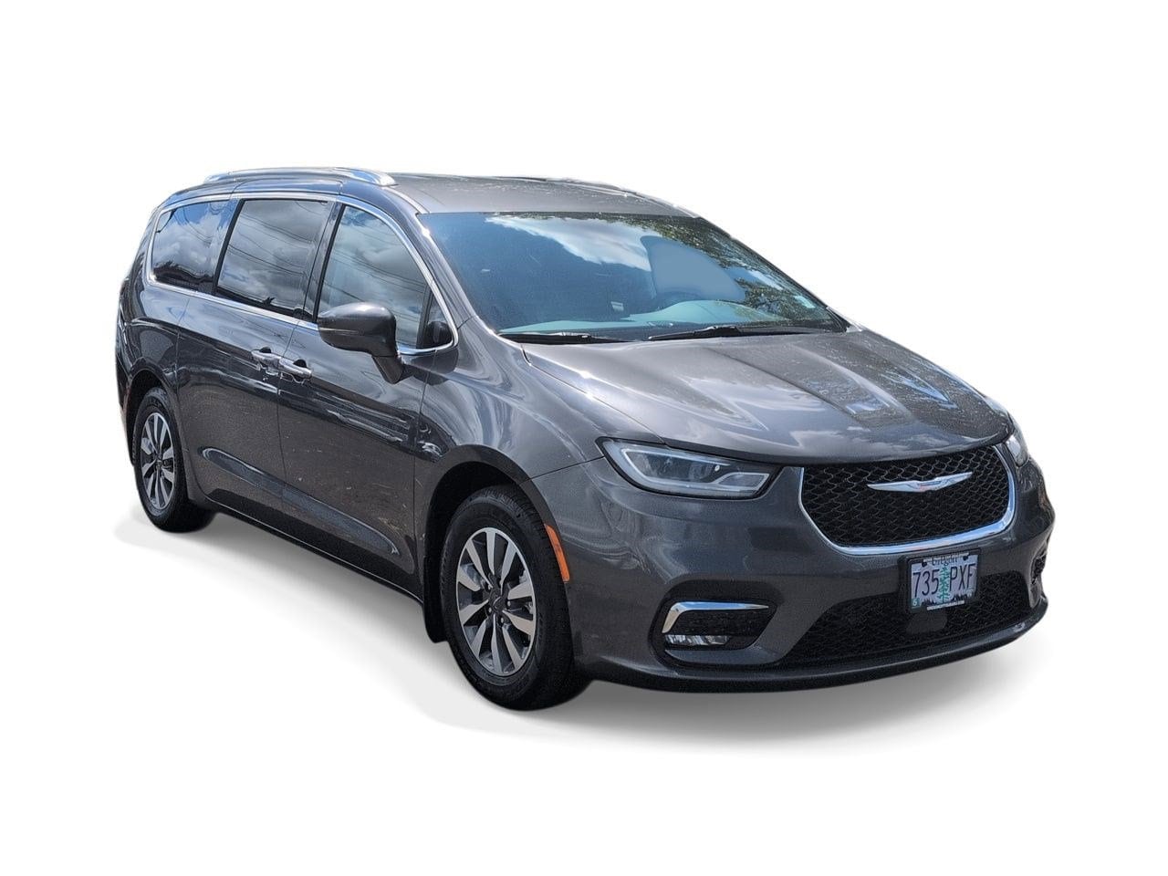 Used 2021 Chrysler Pacifica Hybrid Touring L with VIN 2C4RC1L72MR581266 for sale in Oregon City, OR