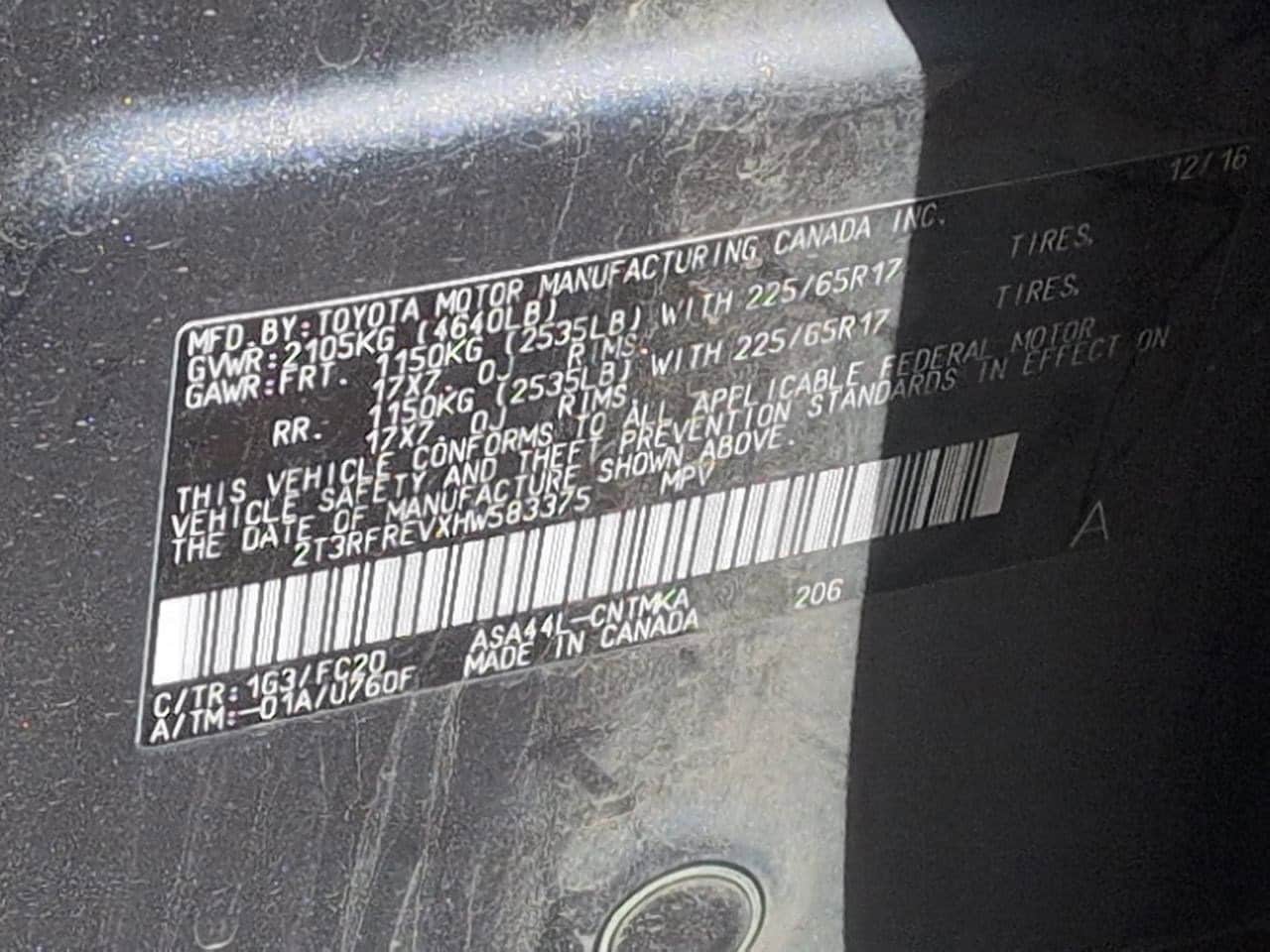 Thumbnail: 2017 Toyota RAV4 - 35