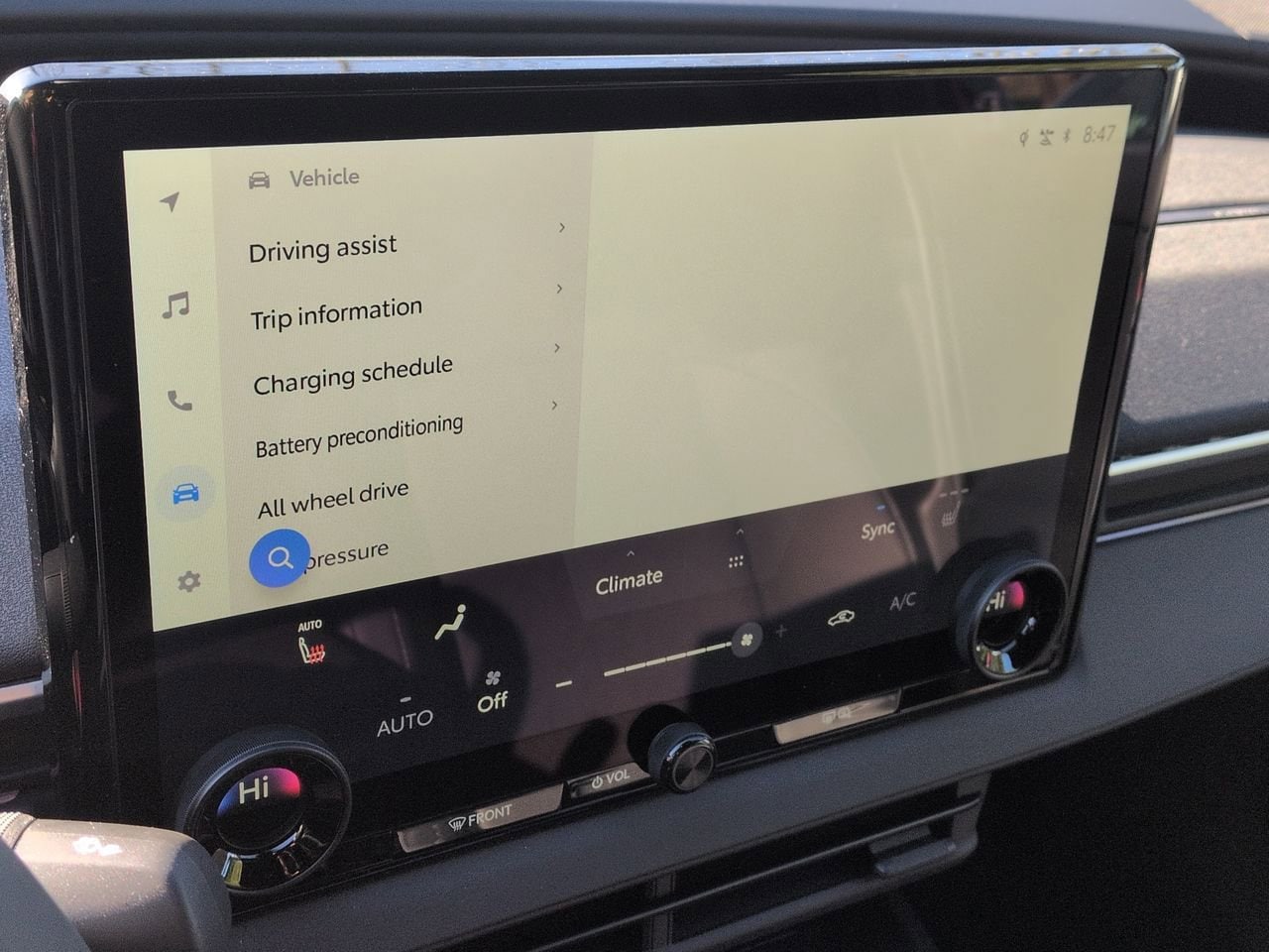 Thumbnail: 2026 Subaru Solterra - 30