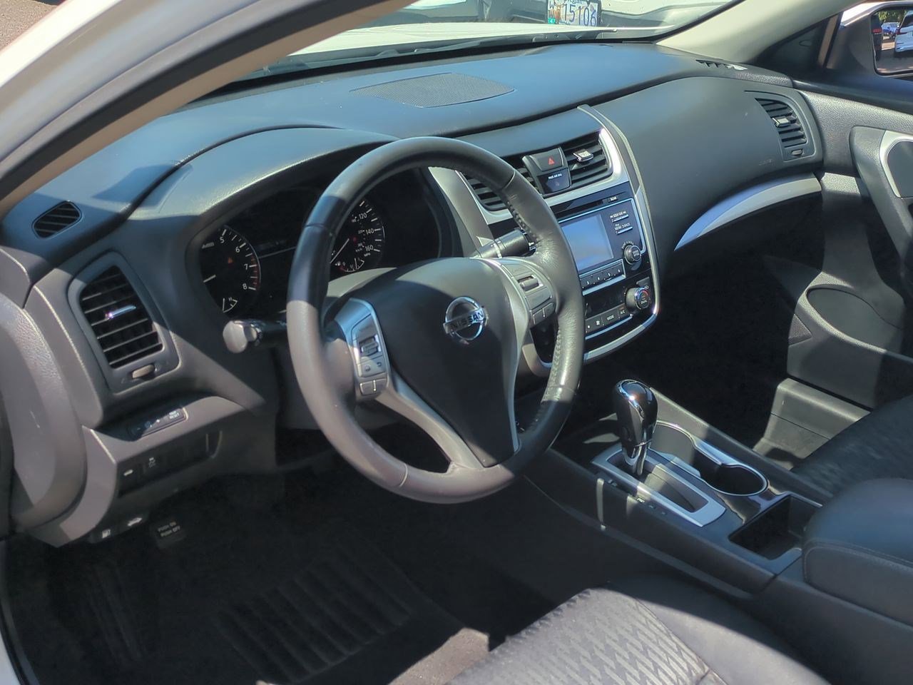 Thumbnail: 2018 Nissan Altima - 10