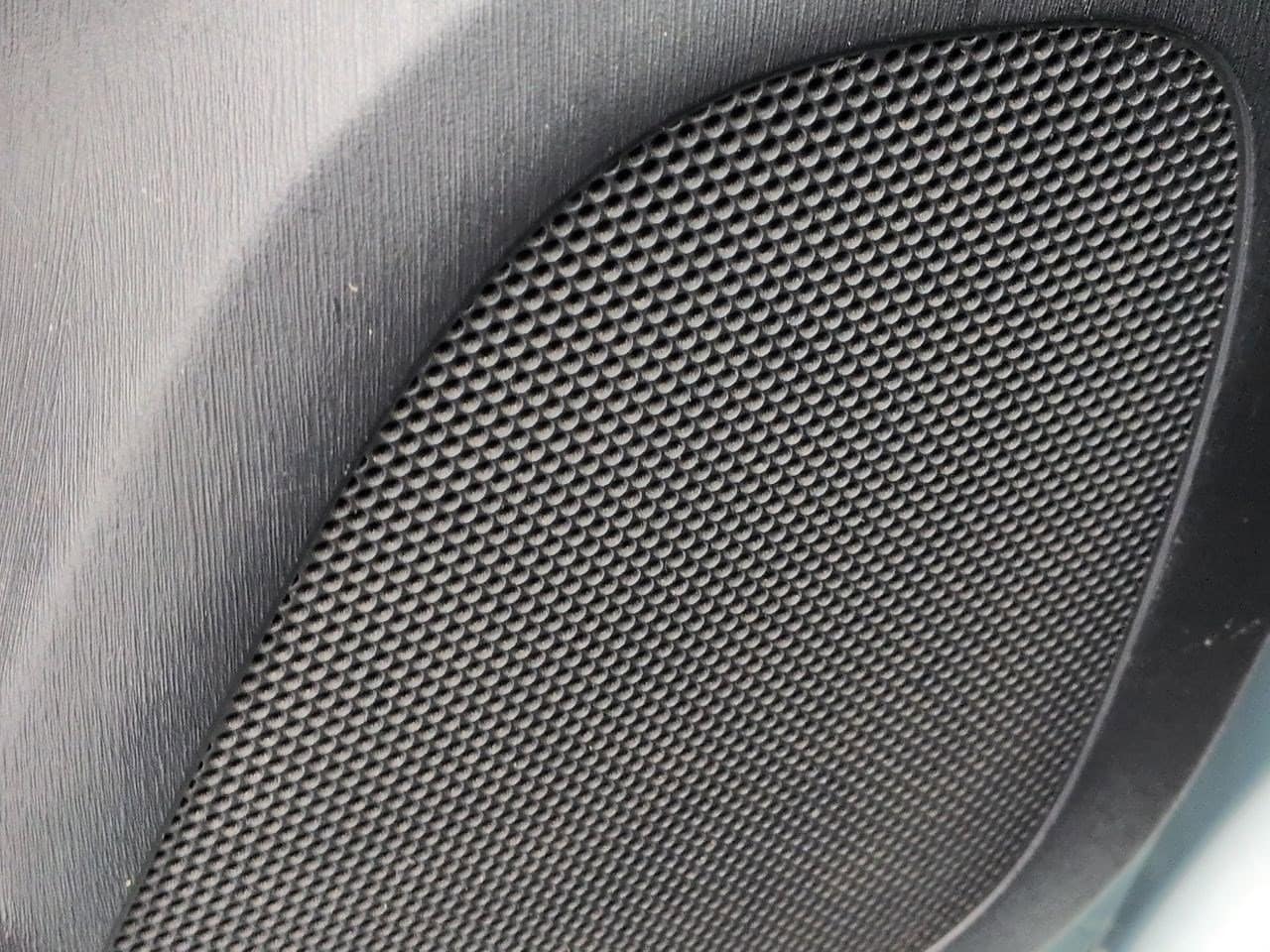 Thumbnail: 2015 Toyota Prius - 30