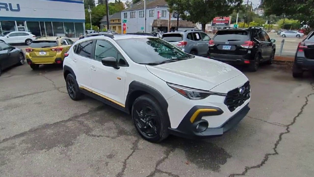 2024 Subaru Crosstrek Sport photo 2