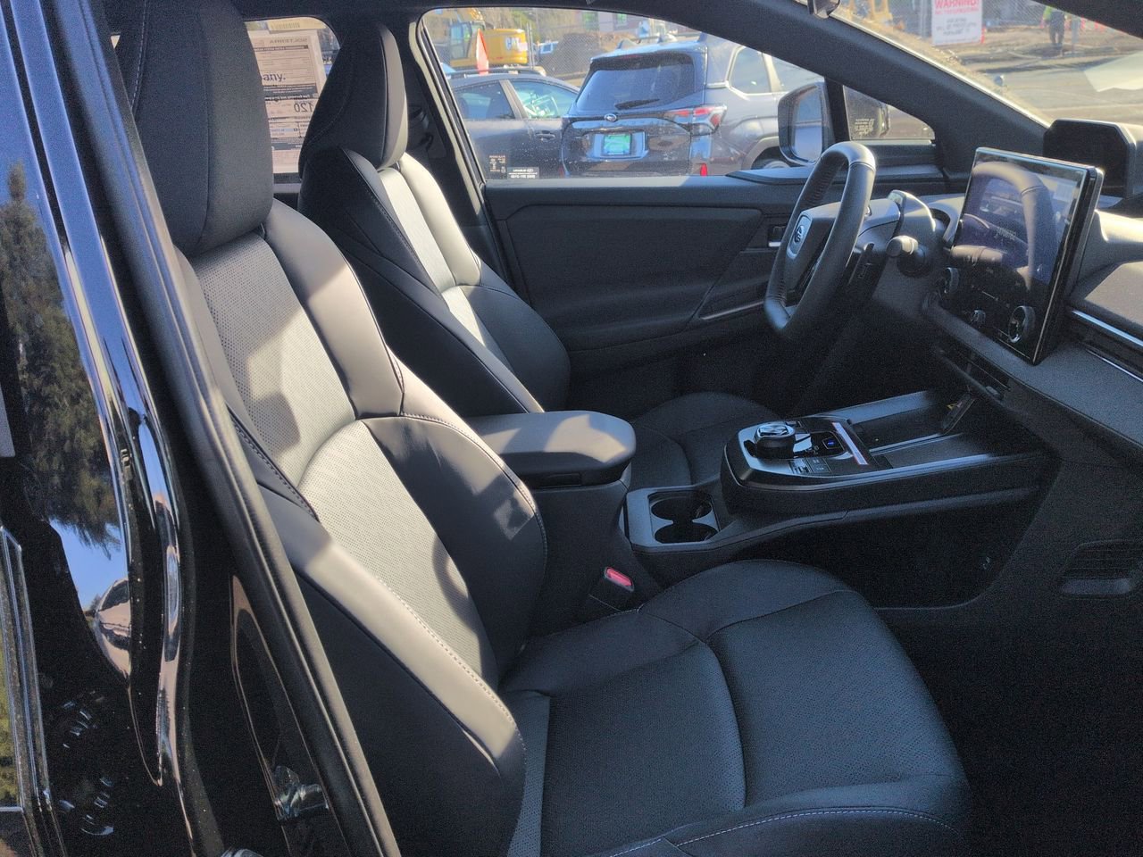 Thumbnail: 2026 Subaru Solterra - 23