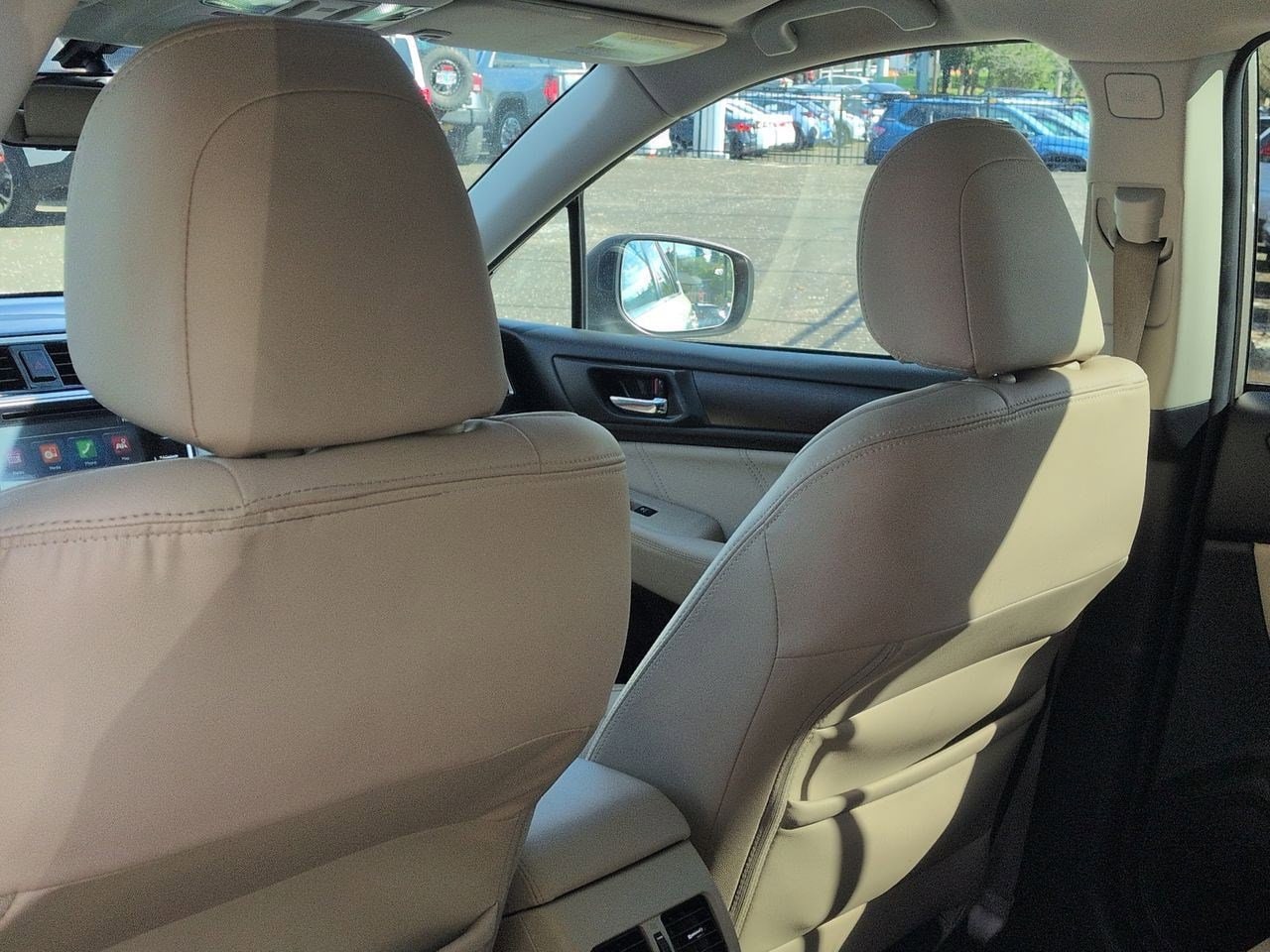 Thumbnail: 2018 Subaru Outback - 18