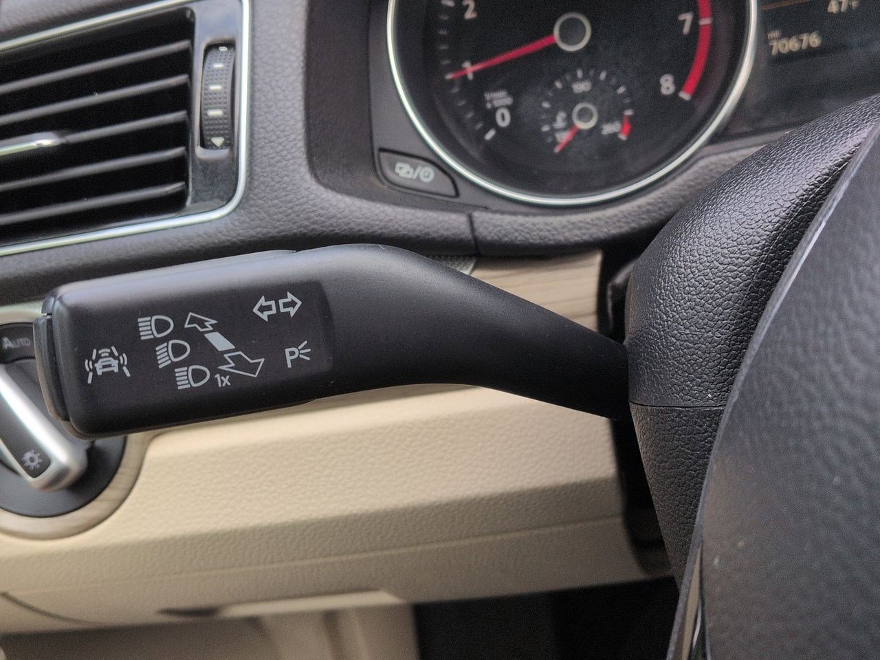 Thumbnail: 2017 Volkswagen Passat - 29