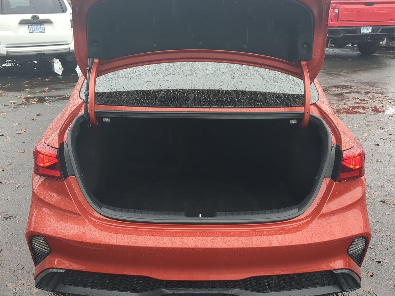 Thumbnail: 2023 Kia Forte - 33