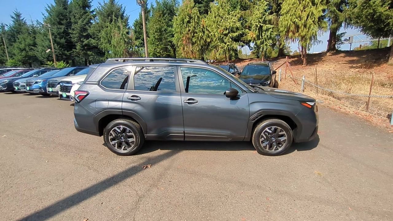 Thumbnail: 2025 Subaru Forester - 9