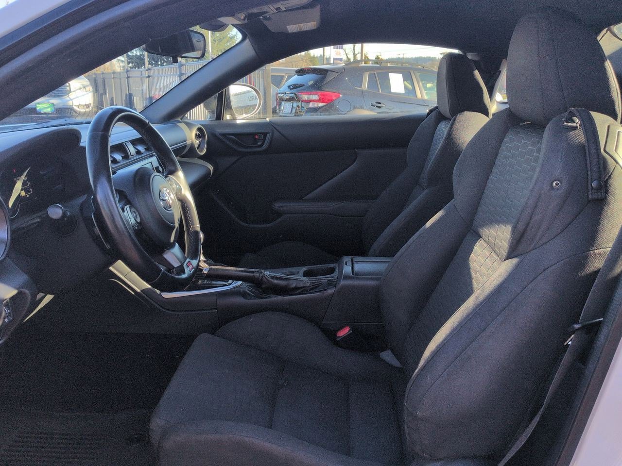 Thumbnail: 2023 Toyota GR86 - 17