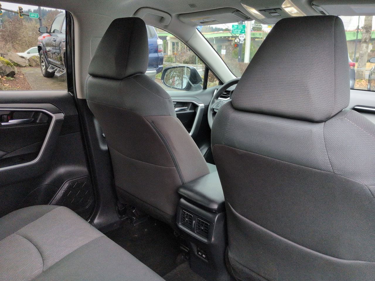 Thumbnail: 2024 Toyota RAV4 - 21