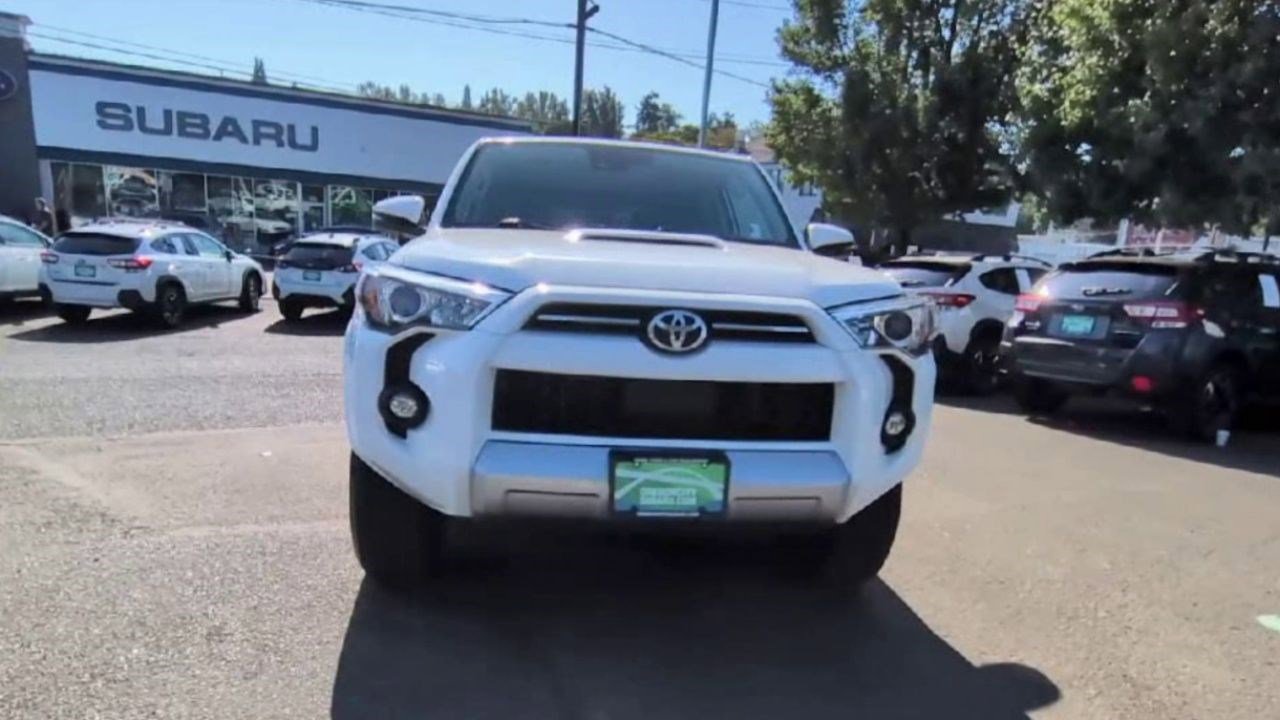 2024 Toyota 4Runner TRD Premium photo 2
