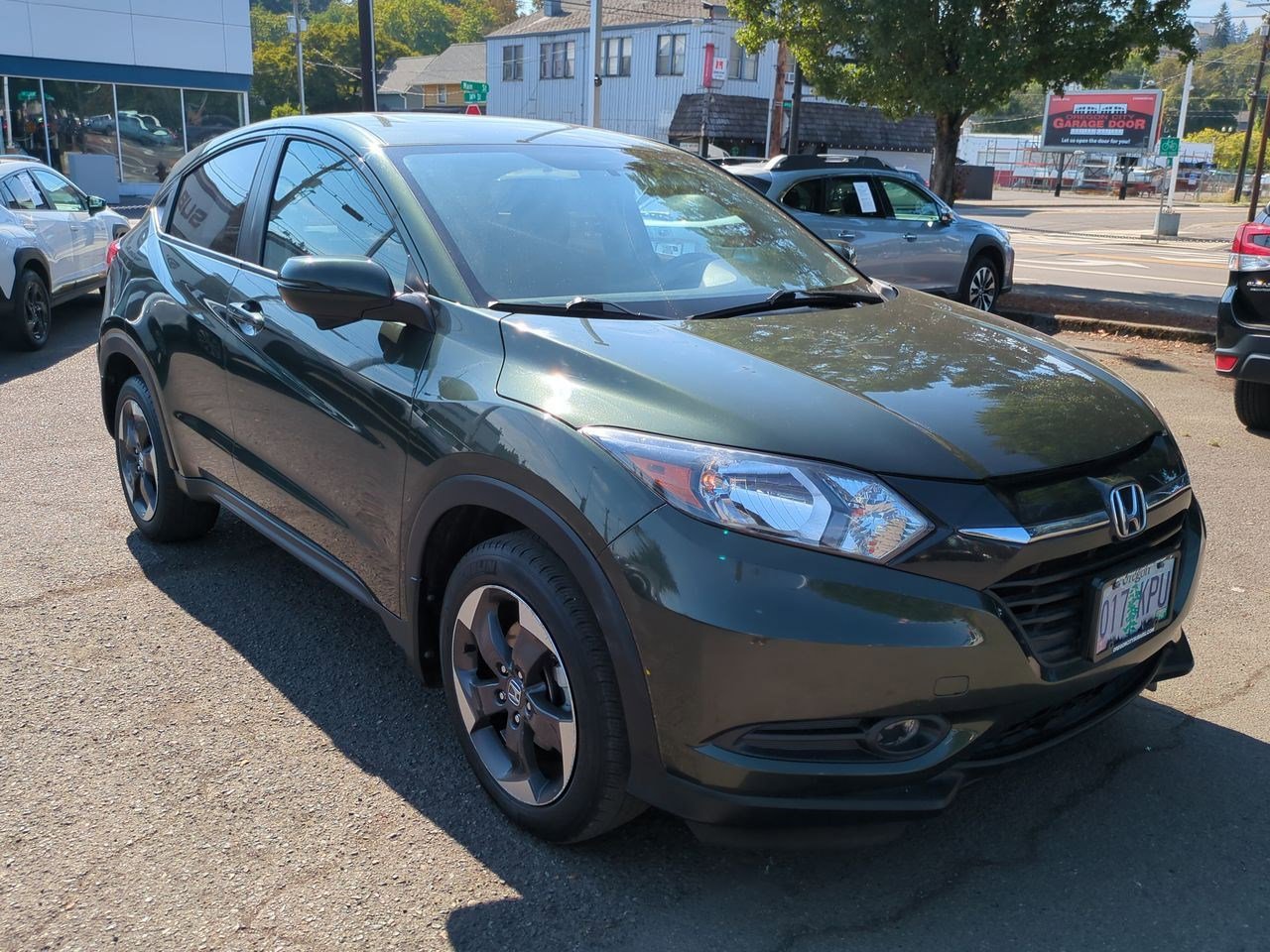 Thumbnail: 2018 Honda HR-V - 16