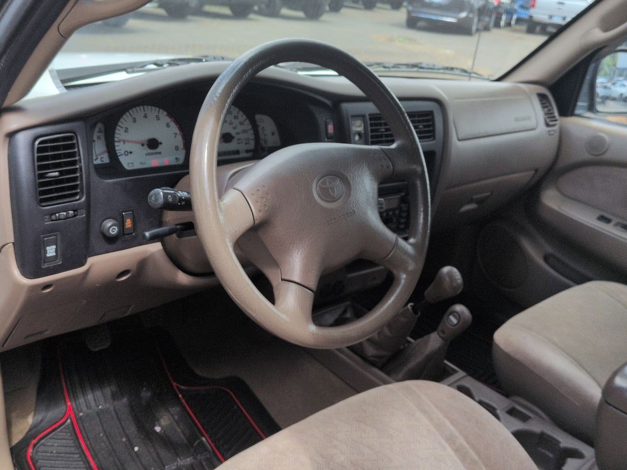 Thumbnail: 2002 Toyota Tacoma - 10