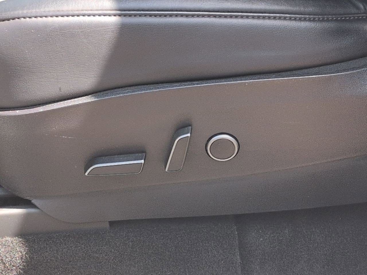 Thumbnail: 2022 Tesla Model Y - 17