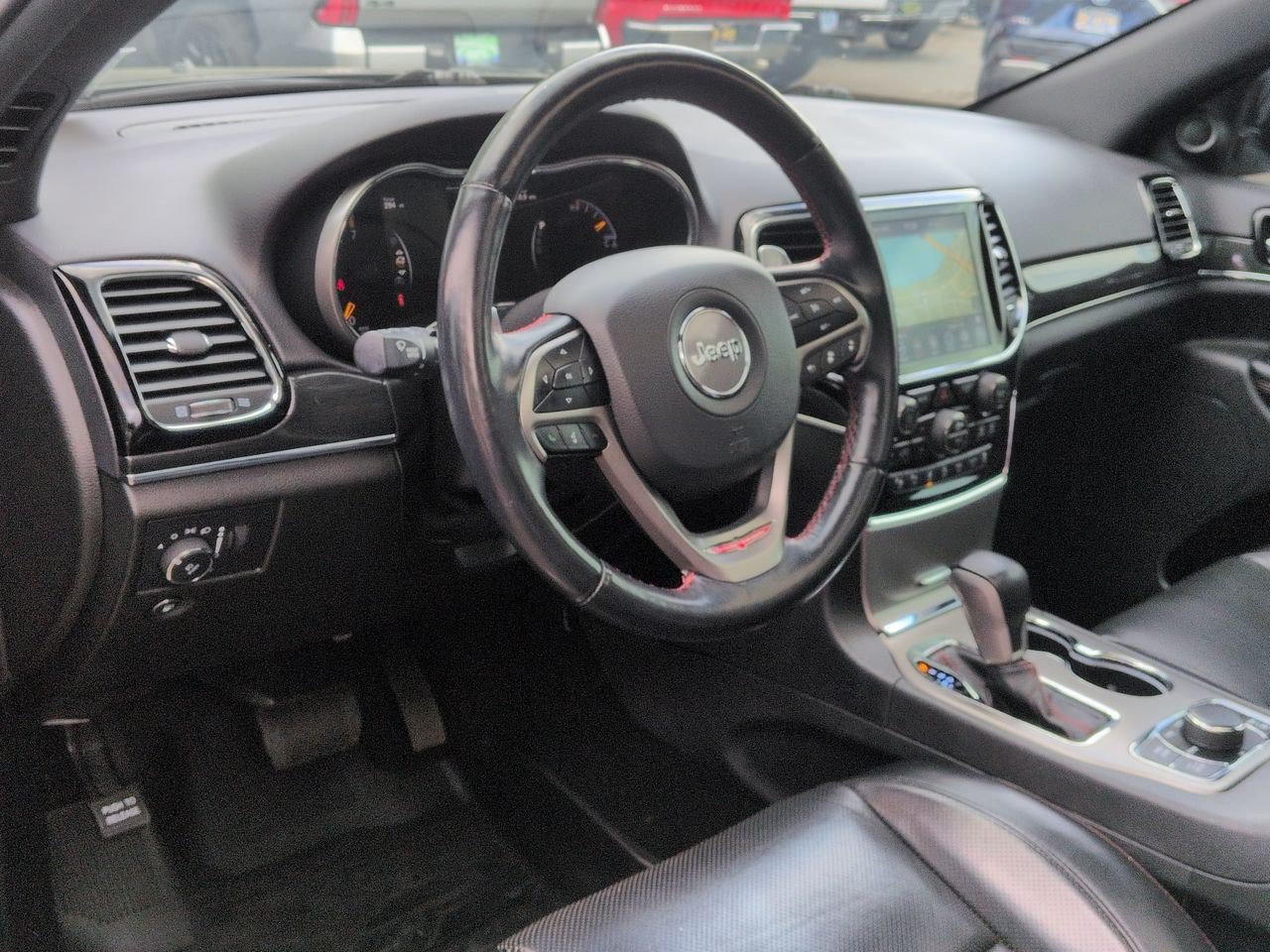 Thumbnail: 2021 Jeep Grand Cherokee - 10