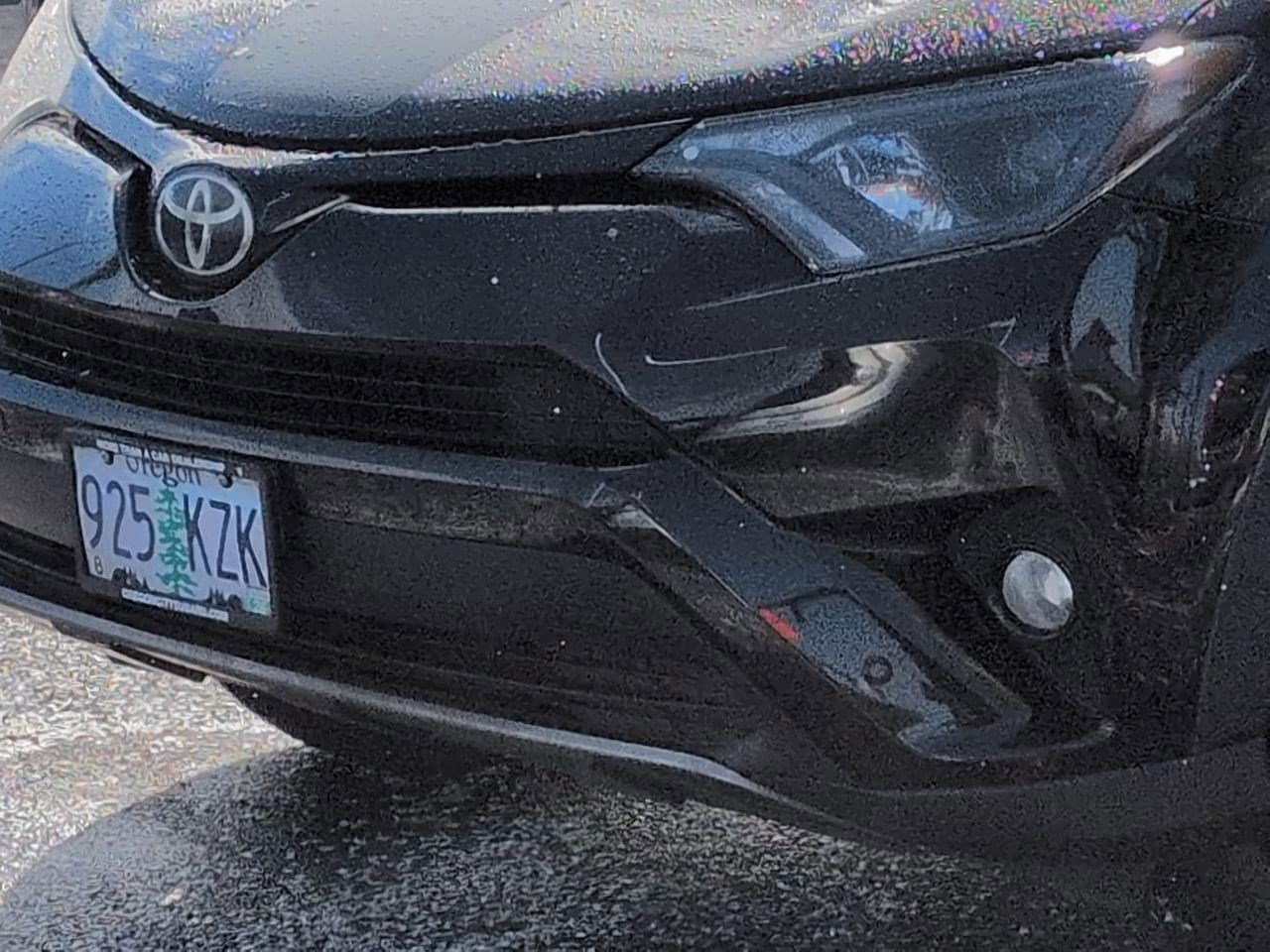 Thumbnail: 2018 Toyota RAV4 - 11