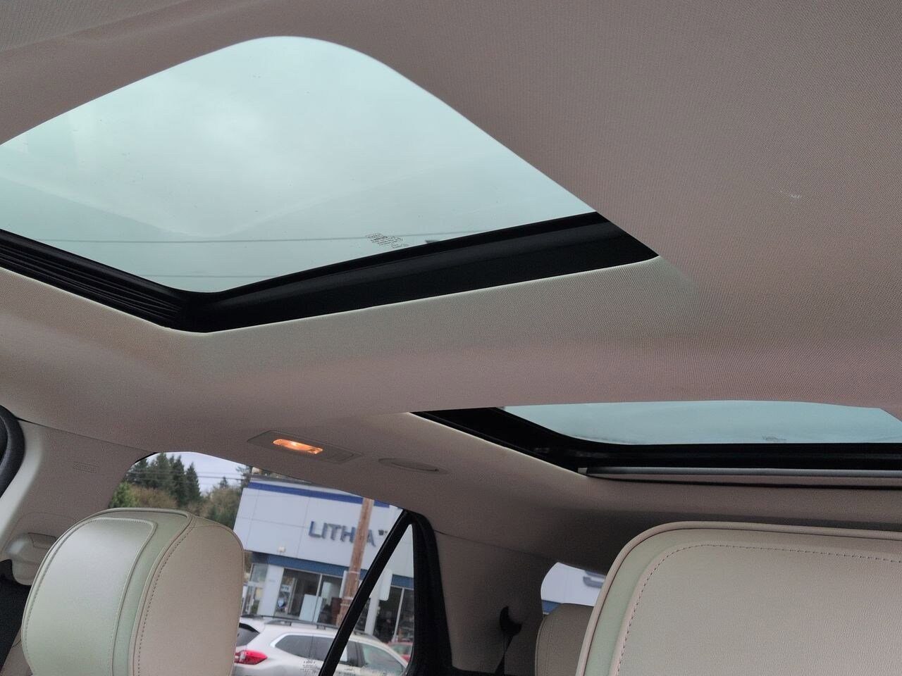 Thumbnail: 2017 Ford Explorer - 20