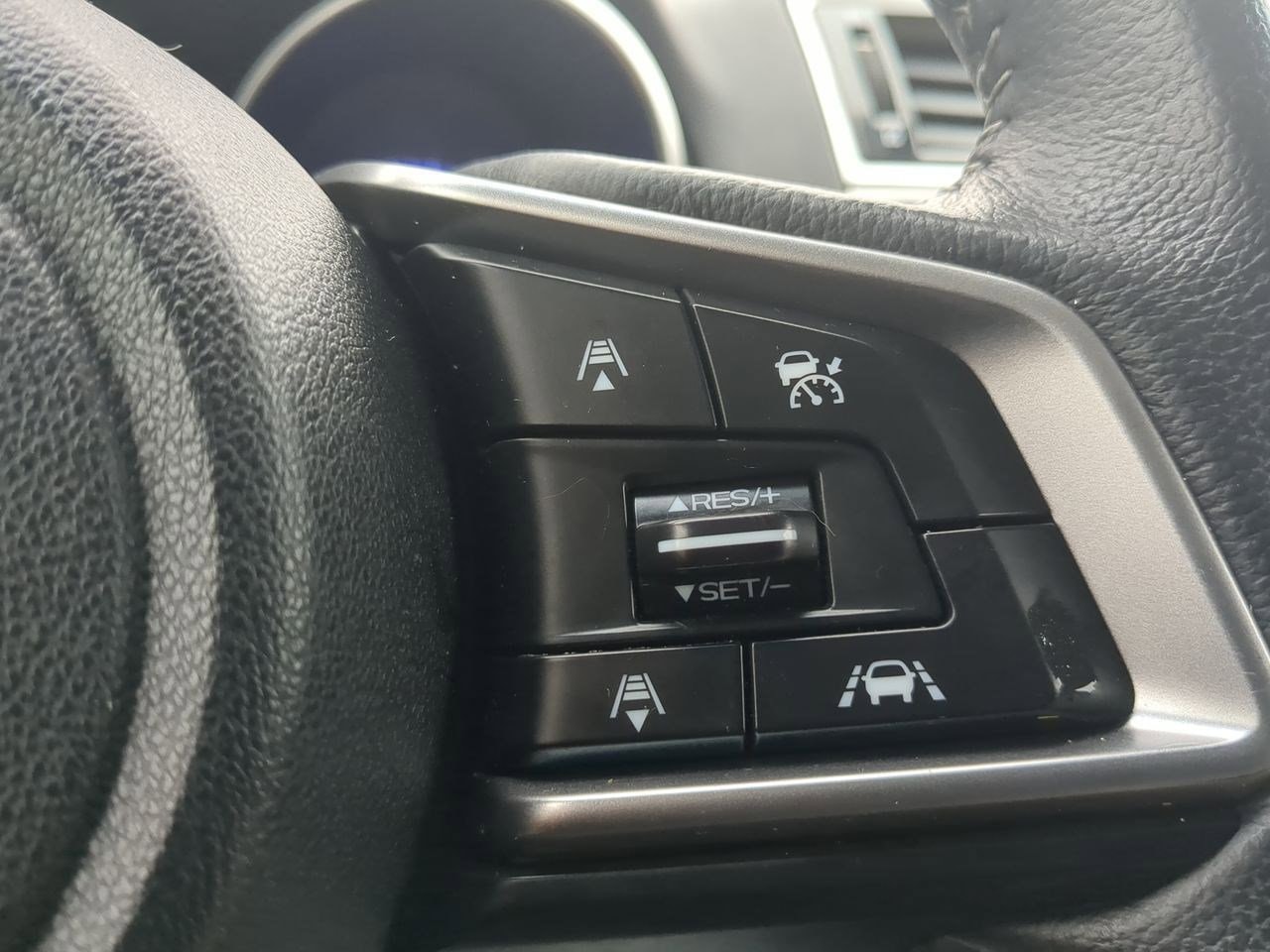 Thumbnail: 2018 Subaru Legacy - 25