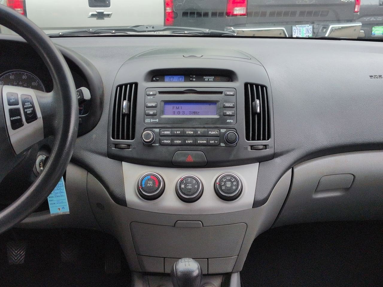 Thumbnail: 2009 Hyundai Elantra - 27