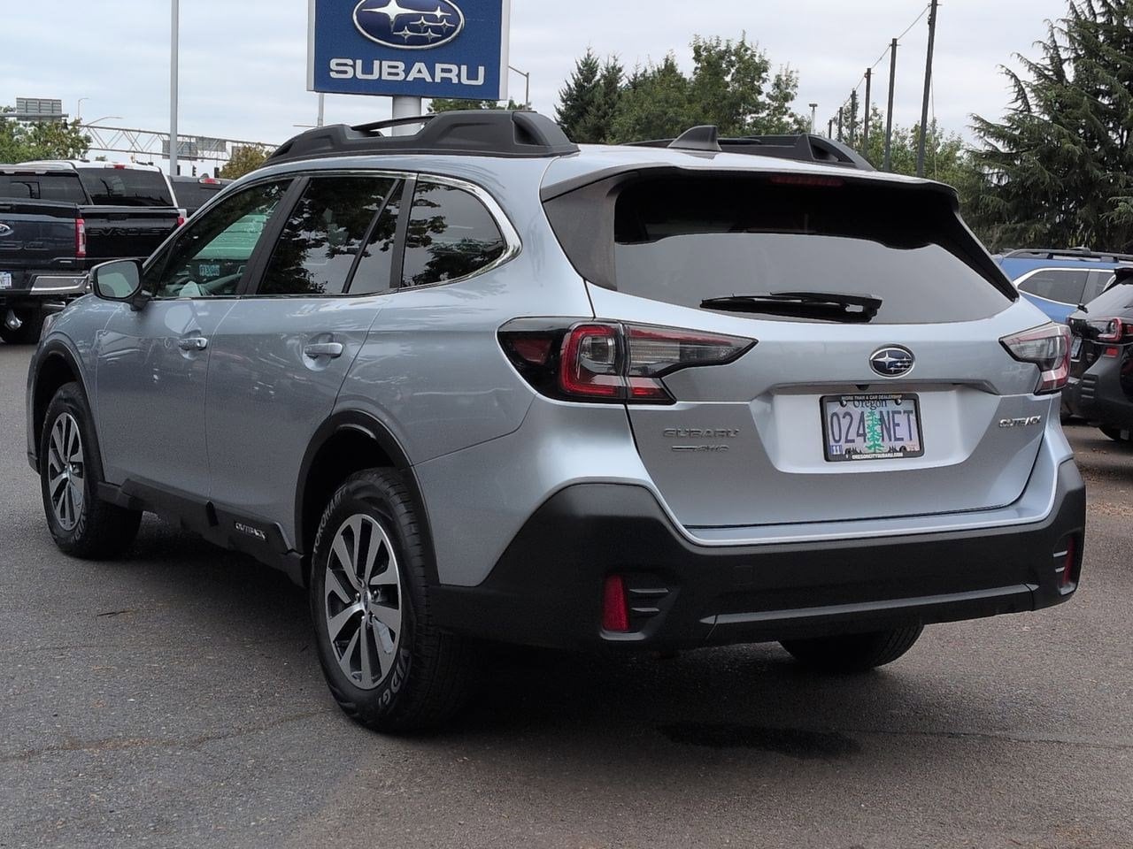 Thumbnail: 2022 Subaru Outback - 12