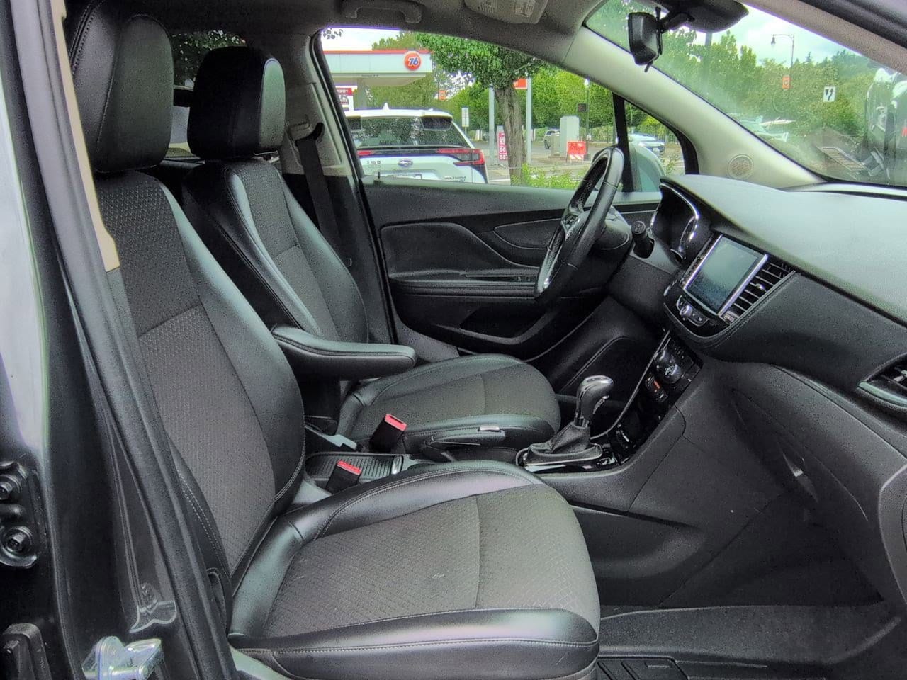 Thumbnail: 2018 Buick Encore - 21
