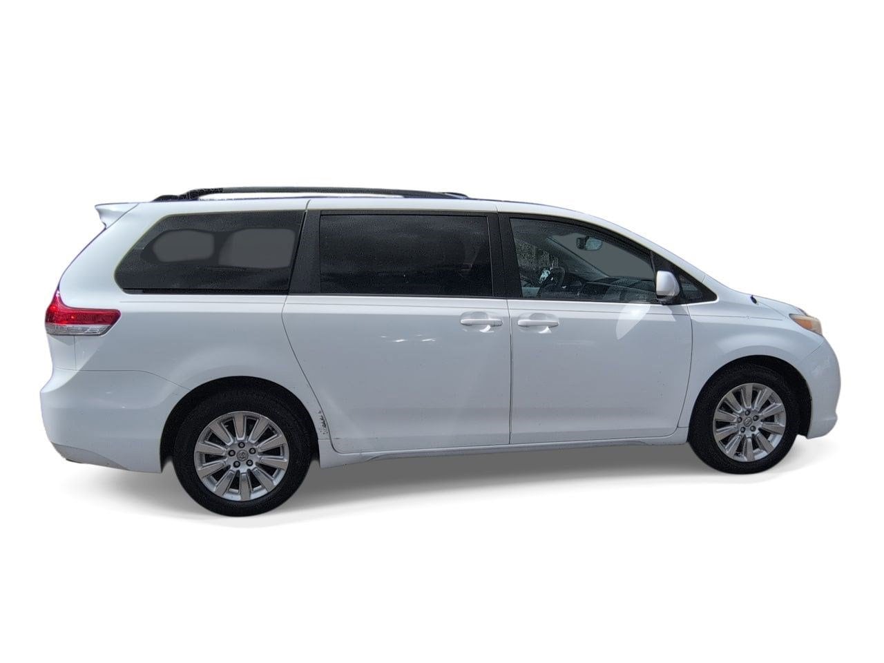 Thumbnail: 2011 Toyota Sienna - 9