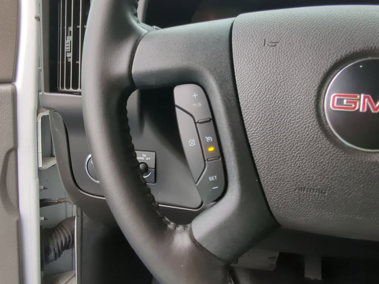 Thumbnail: 2020 GMC Savana - 28