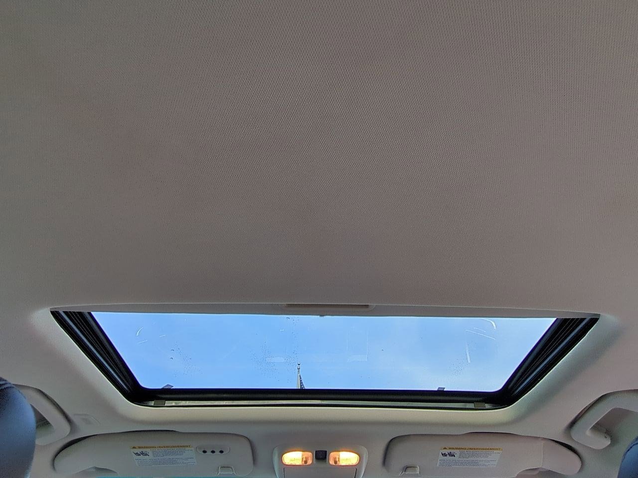 Thumbnail: 2012 Lincoln MKZ - 23