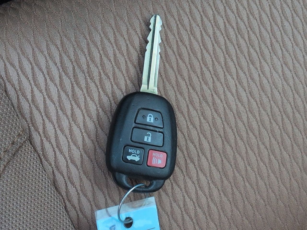 Thumbnail: 2014 Toyota Corolla - 36