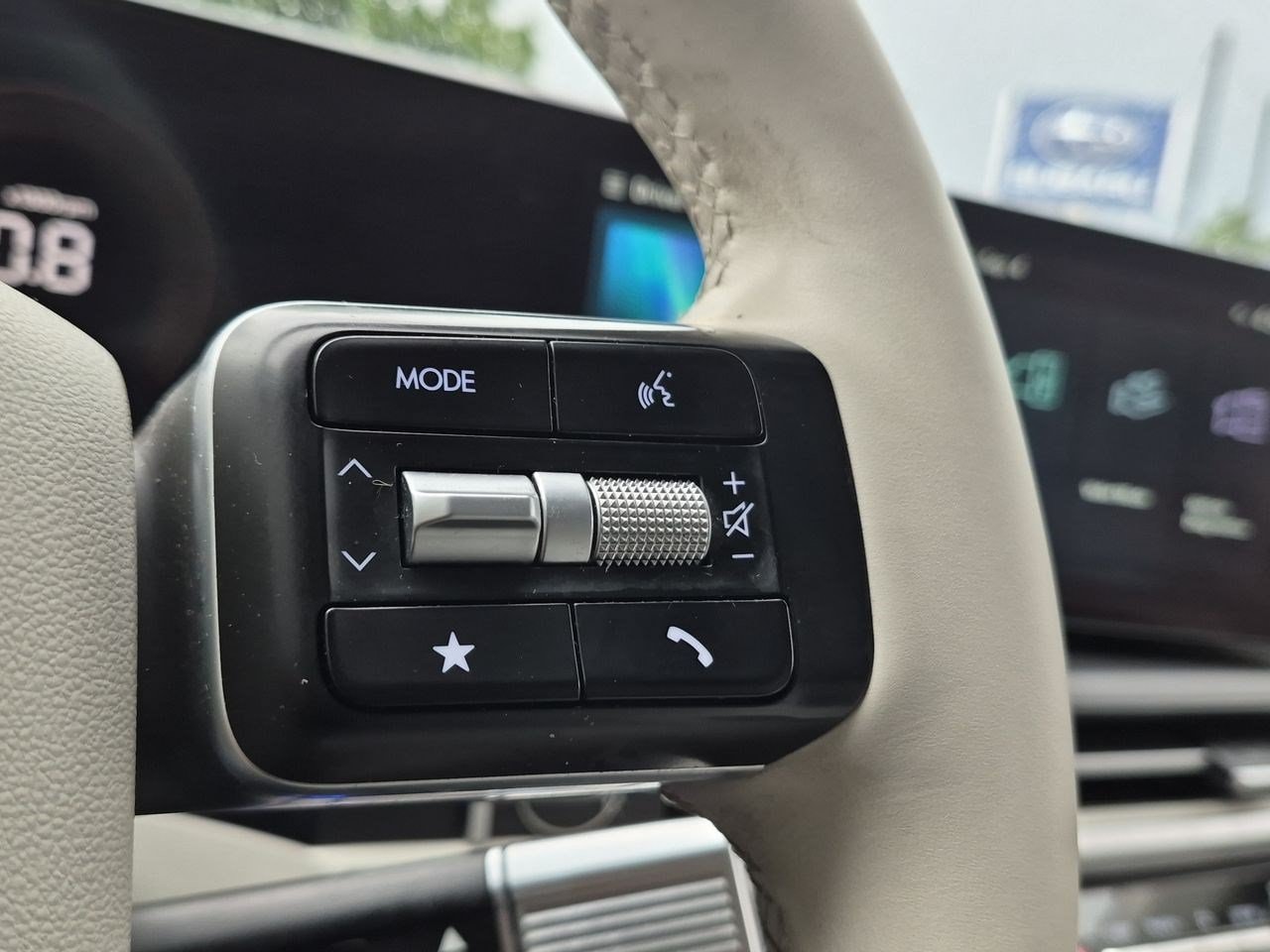 2024 Hyundai Santa Fe SEL - Photo 24