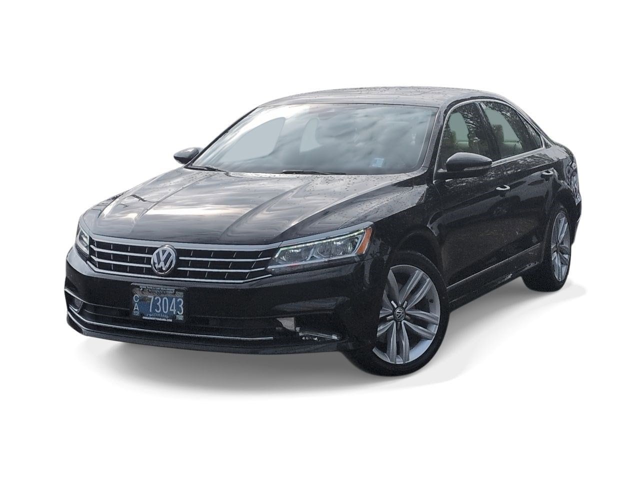 Thumbnail: 2017 Volkswagen Passat - 1