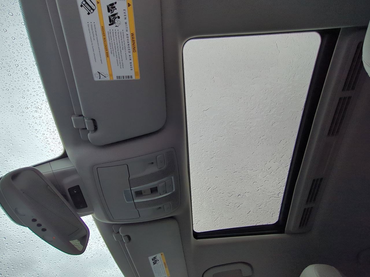 Thumbnail: 2012 Mercedes-Benz M-Class - 20