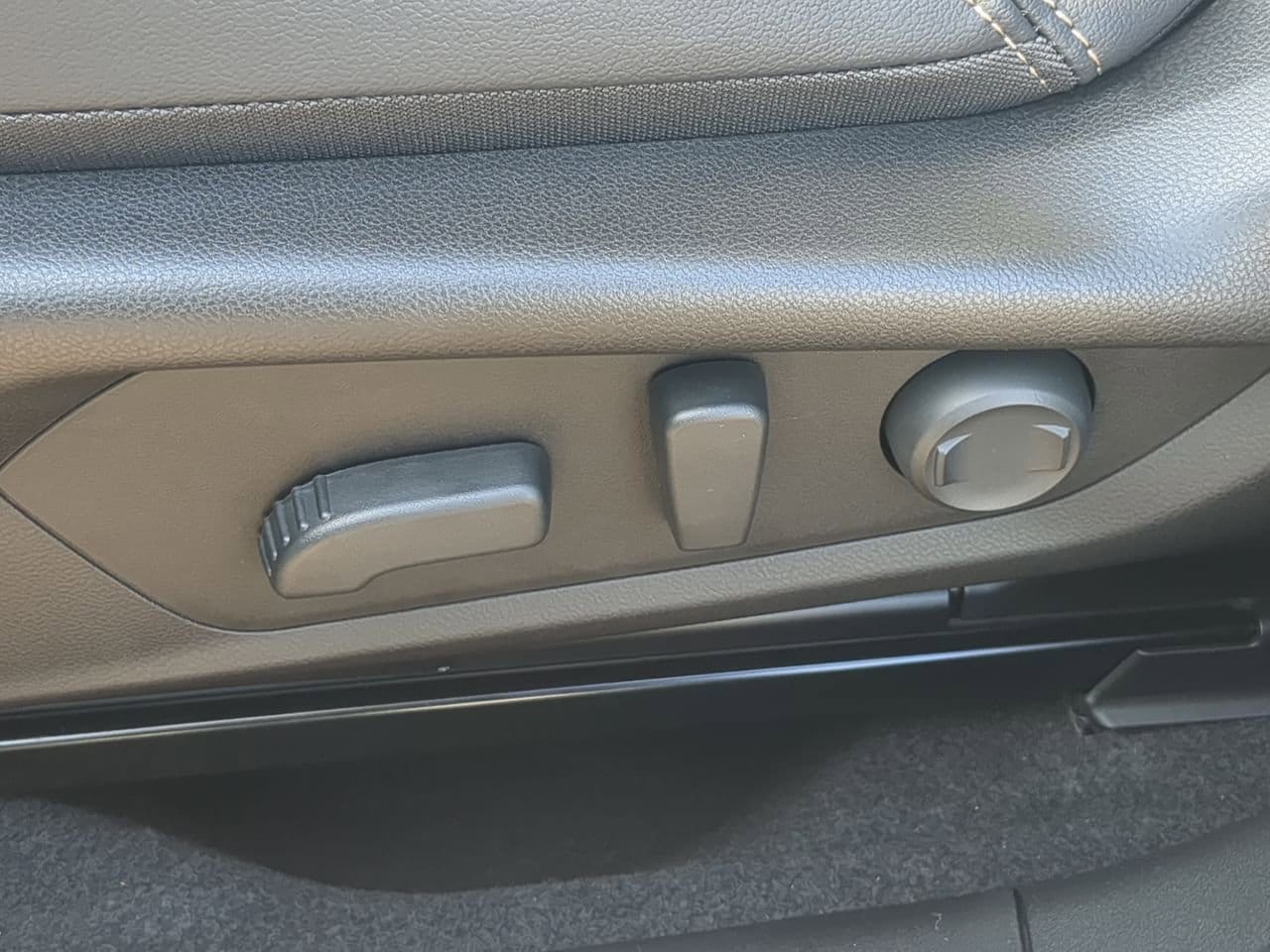 Thumbnail: 2026 Subaru Outback - 17