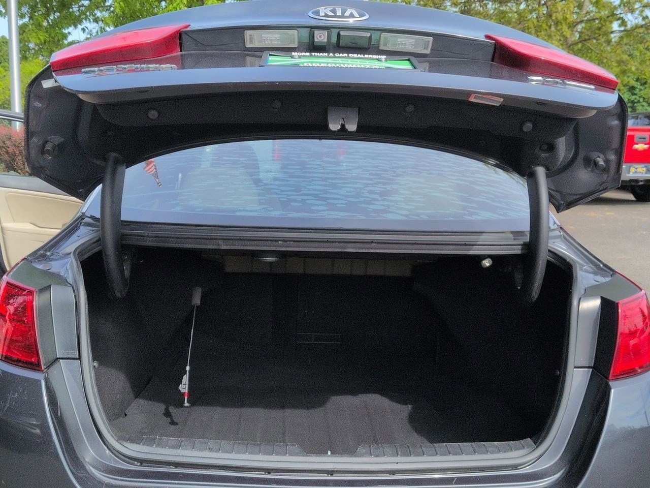 Thumbnail: 2015 Kia Optima - 36