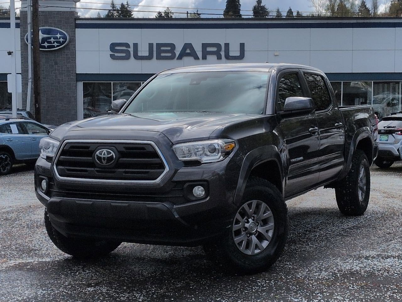 Thumbnail: 2019 Toyota Tacoma - 1