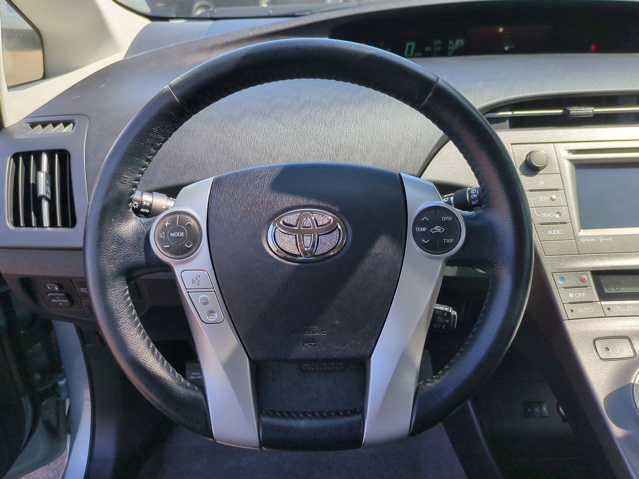Thumbnail: 2012 Toyota Prius - 23