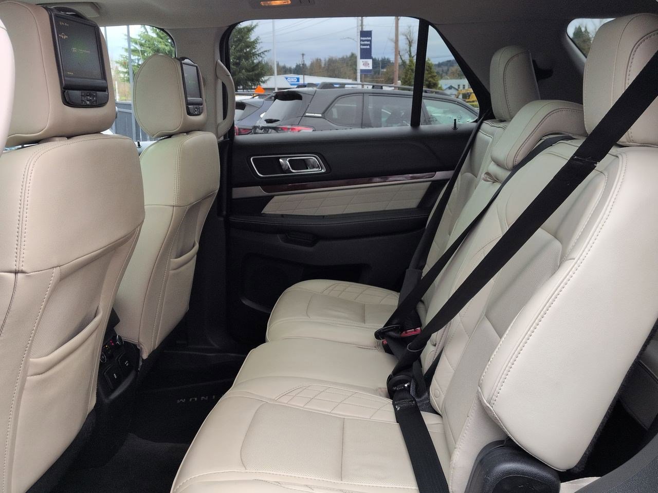 Thumbnail: 2017 Ford Explorer - 21