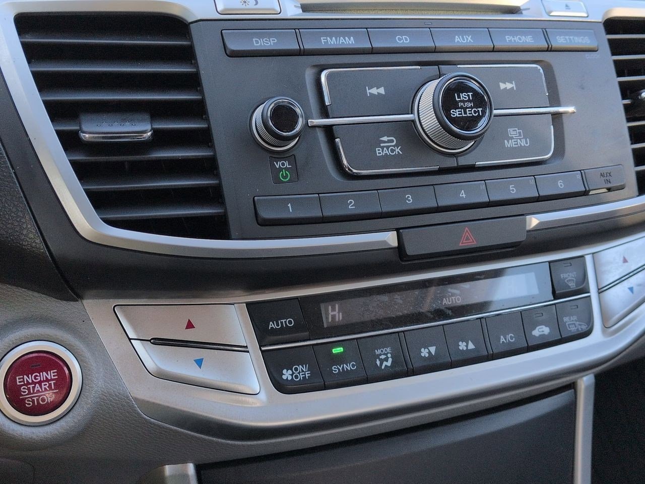 Thumbnail: 2015 Honda Accord - 29