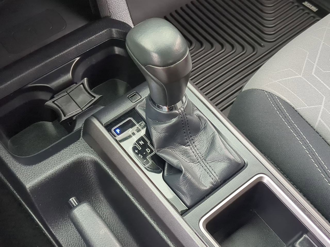 Thumbnail: 2021 Toyota Tacoma - 32