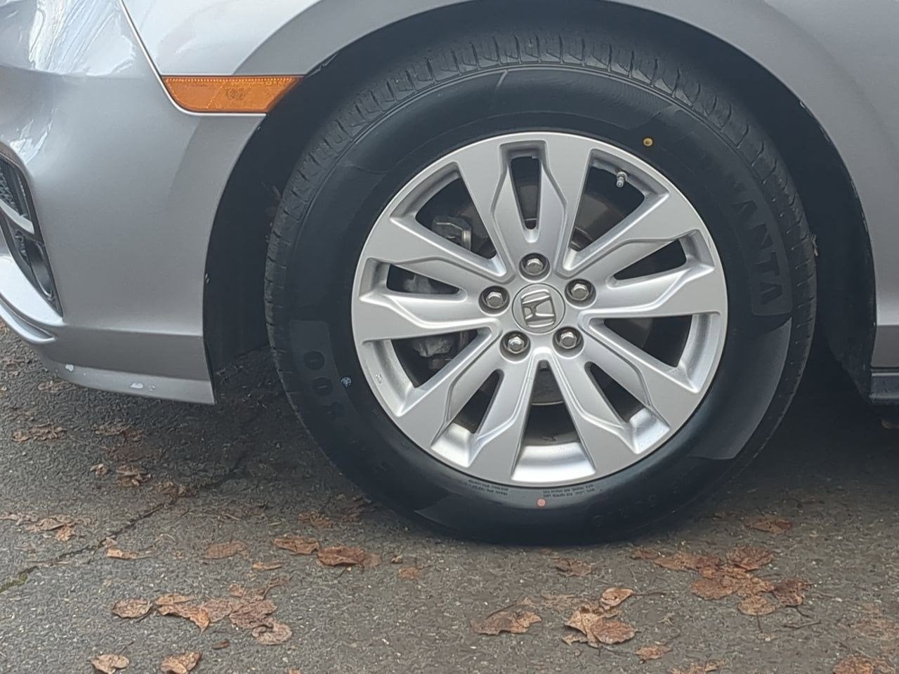 Thumbnail: 2018 Honda Odyssey - 14