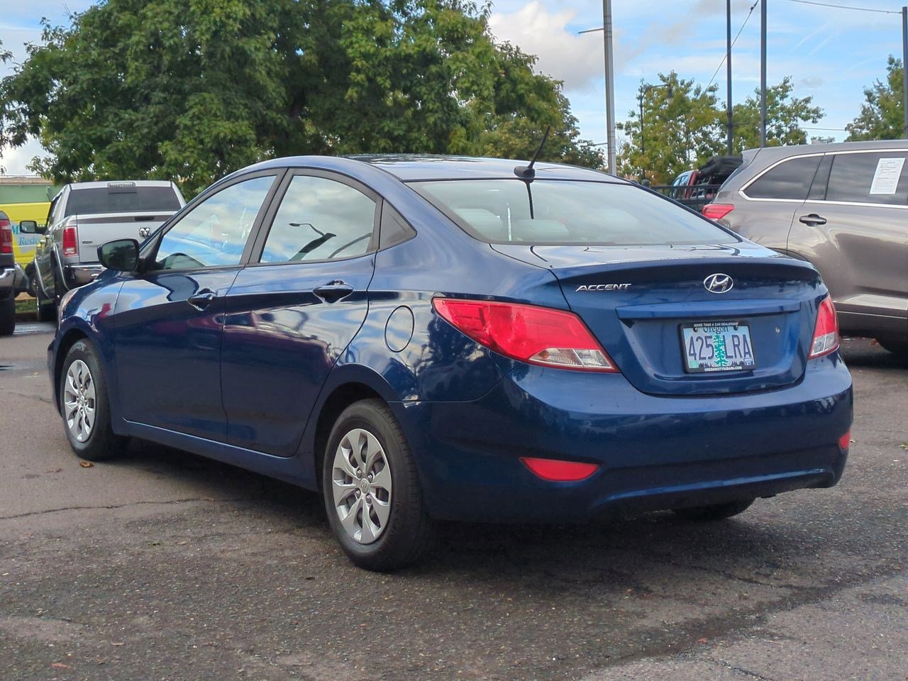 2017 Hyundai Accent SE photo 4