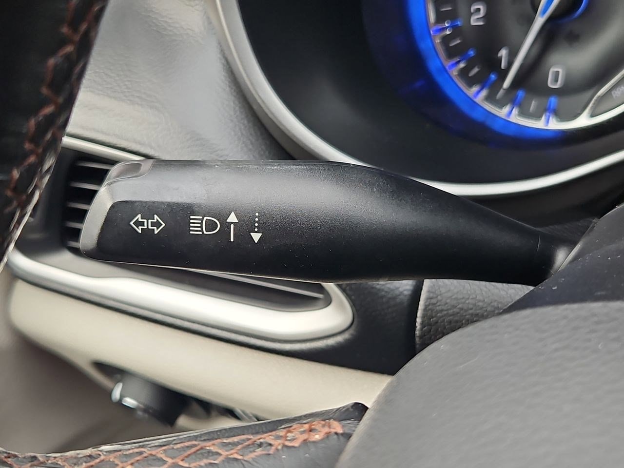 Thumbnail: 2020 Chrysler Pacifica - 29