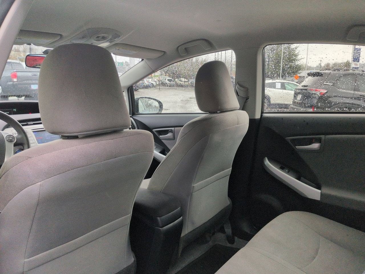 Thumbnail: 2015 Toyota Prius - 18