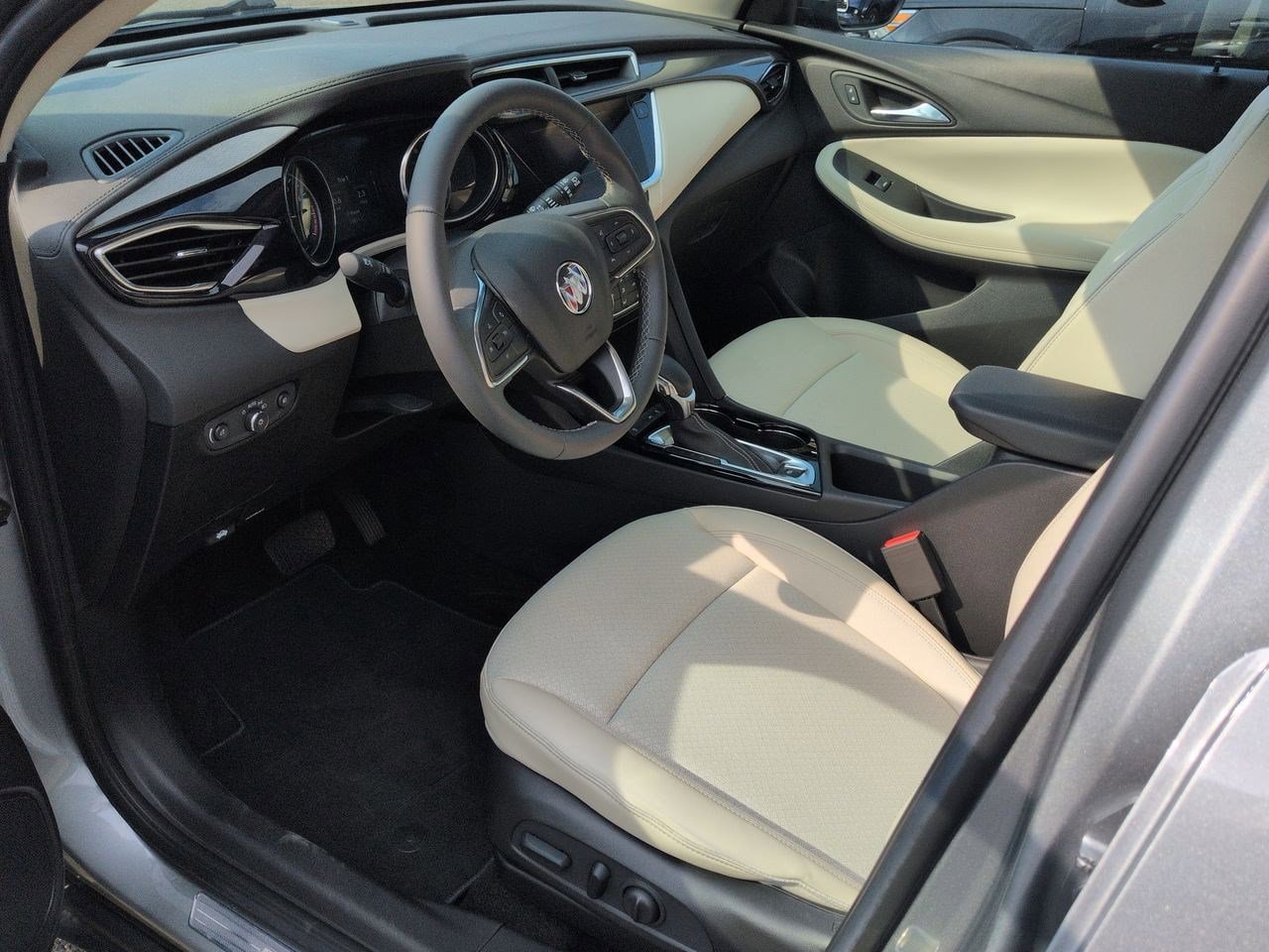 Thumbnail: 2023 Buick Encore GX - 10