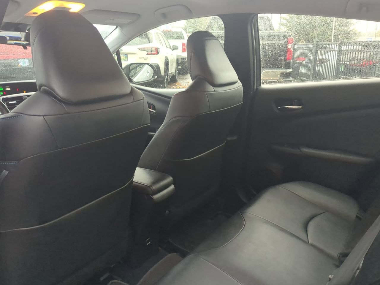 Thumbnail: 2016 Toyota Prius - 18