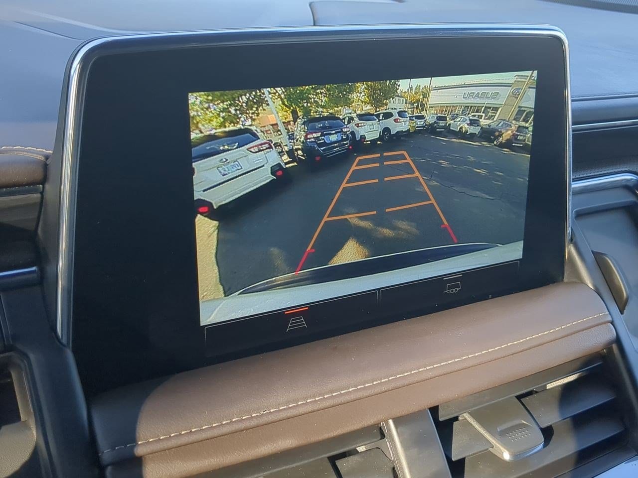 Thumbnail: 2023 GMC Yukon XL - 29