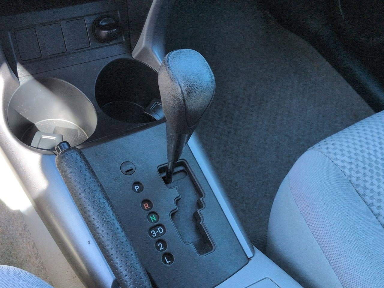 Thumbnail: 2007 Toyota RAV4 - 28