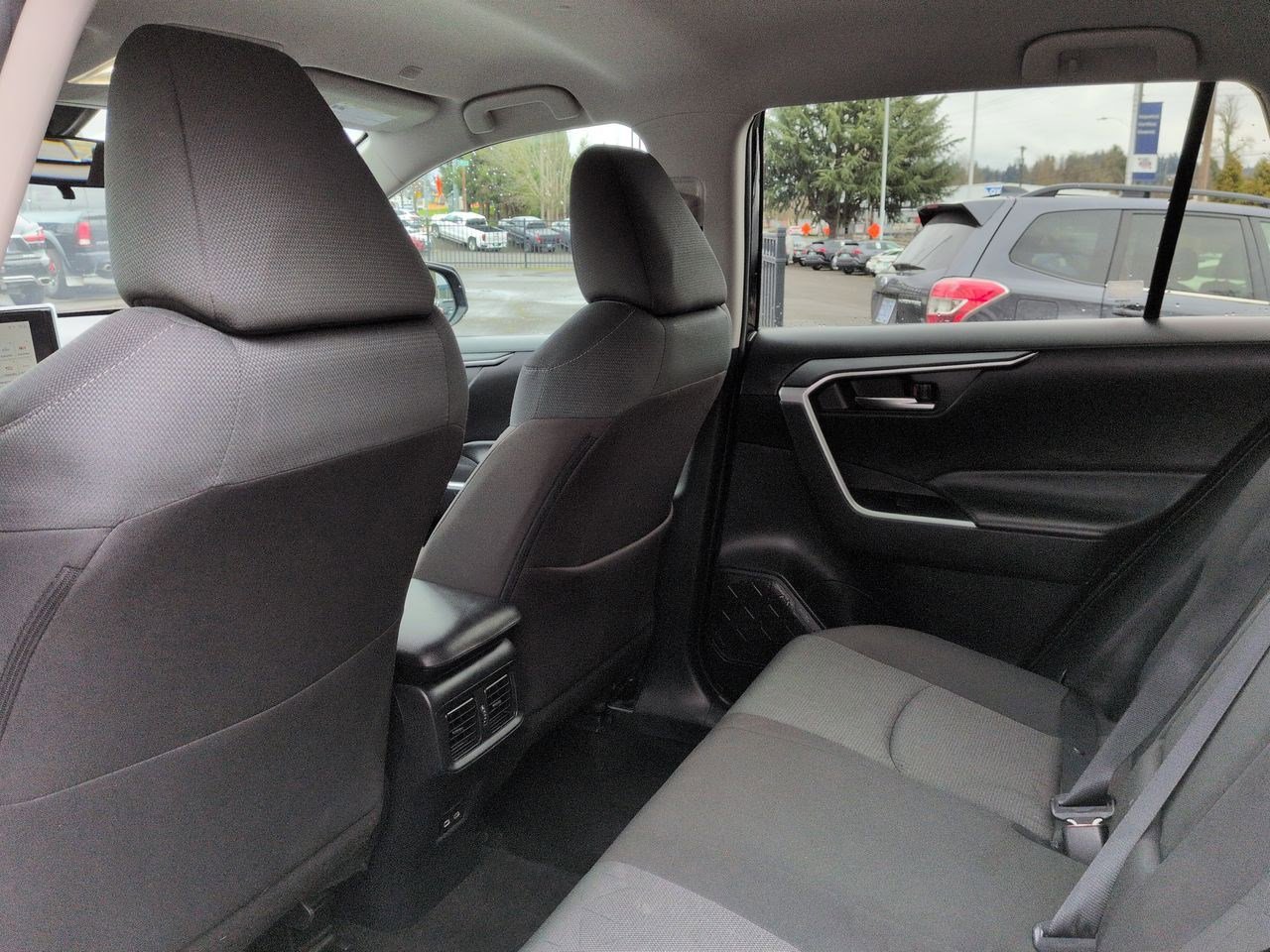 Thumbnail: 2024 Toyota RAV4 - 18